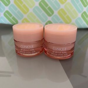 2 New Clinique All About Eyes Reduces Circles Puff
